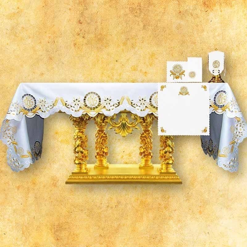Obrus haftowany “Eucharystyczny”