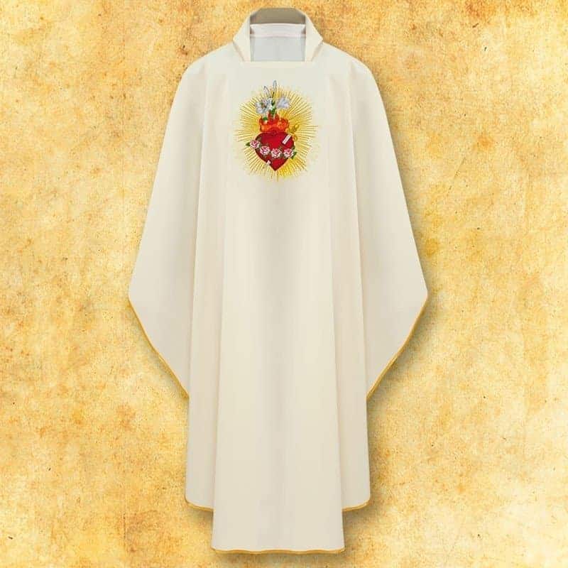 Embroidered chasuble &quot;Heart of Mary&quot;
