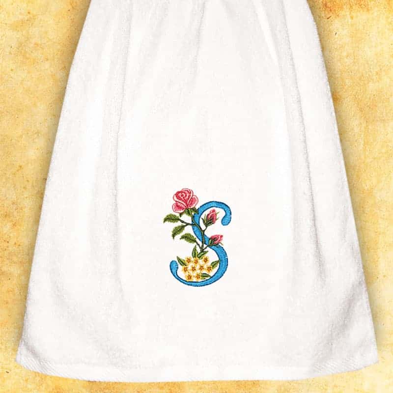 Embroidered towel for ladies "S"