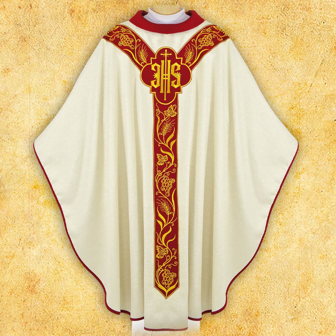 Chasuble brodée avec application "IHS