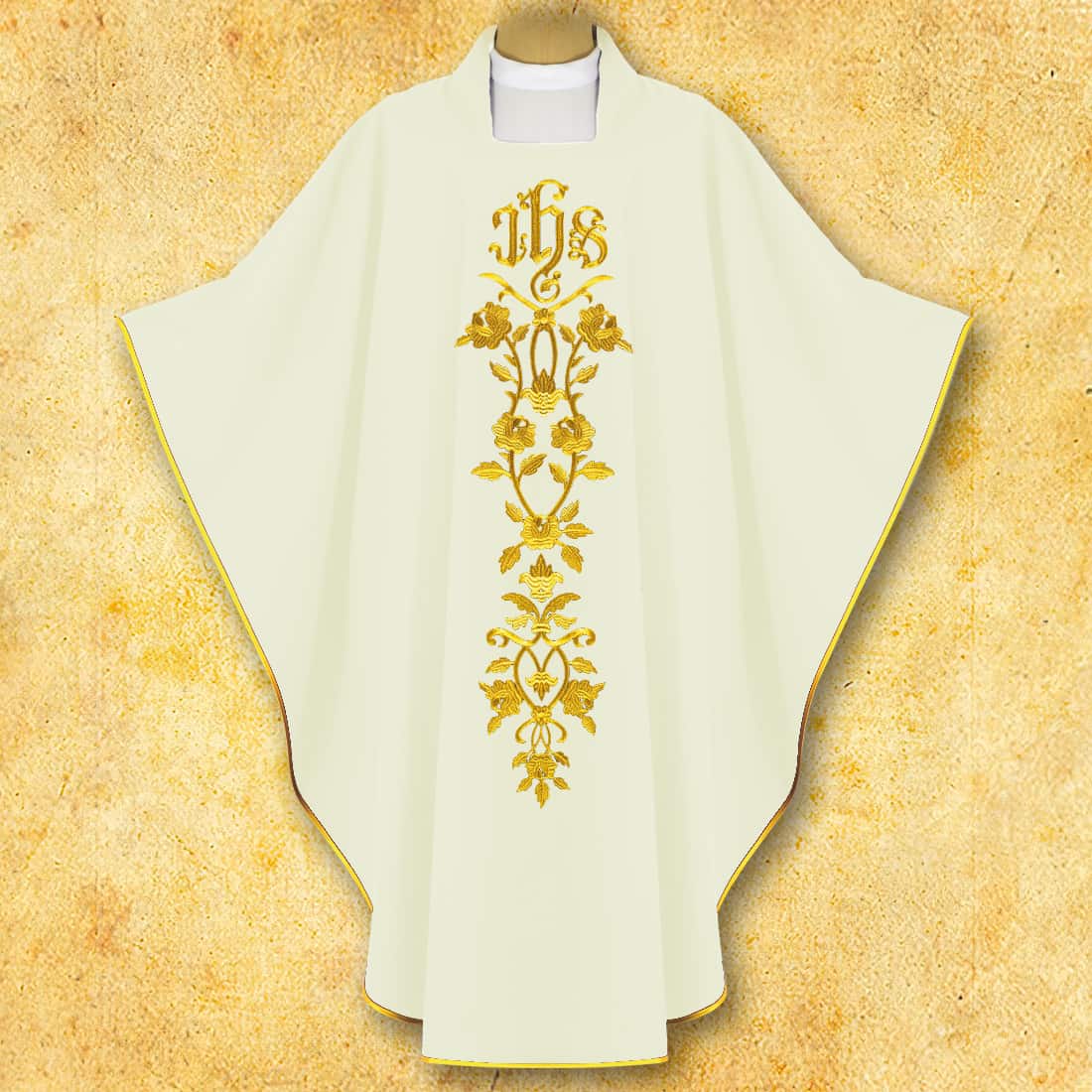 Chasuble brodée "IHS avec des roses".