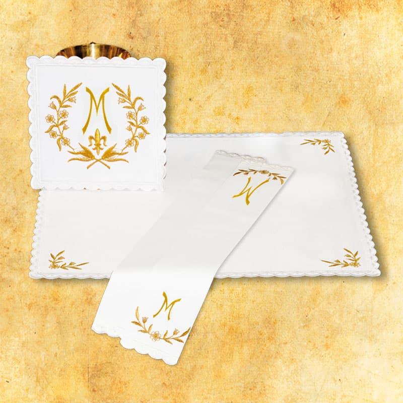 Chalice linen "Ave Mary" gold